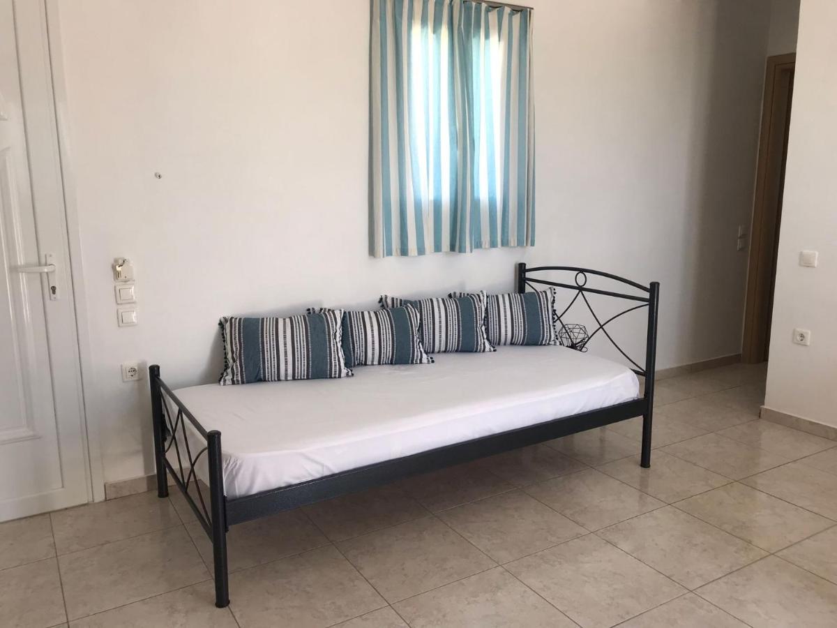 Retreat Apartments In Drosia - Apartment For 3 Makris Gialos  Экстерьер фото