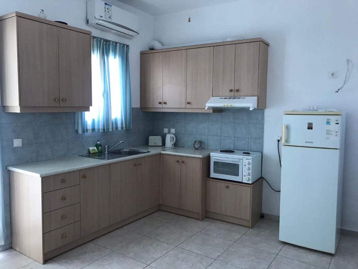 Retreat Apartments In Drosia - Apartment For 3 Makris Gialos  Экстерьер фото